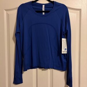 Women's Lululemon Blue Long Sleeve Top